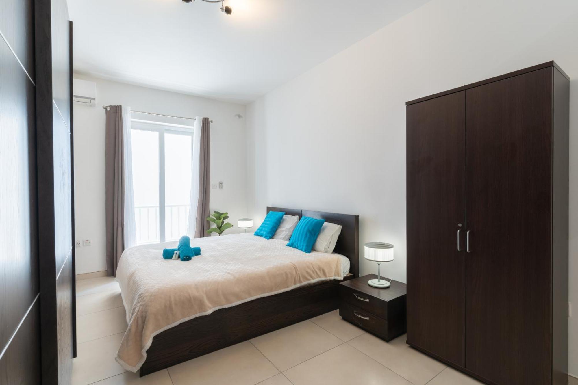 2 Bedroom In Central St Julians Prime Location In Paceville Apt 3 By Vaganza Saint Julian's Luaran gambar
