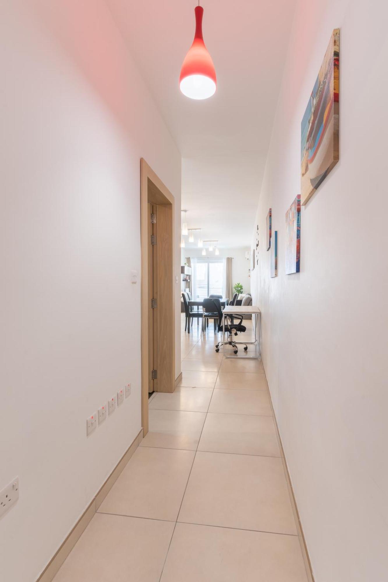 2 Bedroom In Central St Julians Prime Location In Paceville Apt 3 By Vaganza Saint Julian's Luaran gambar