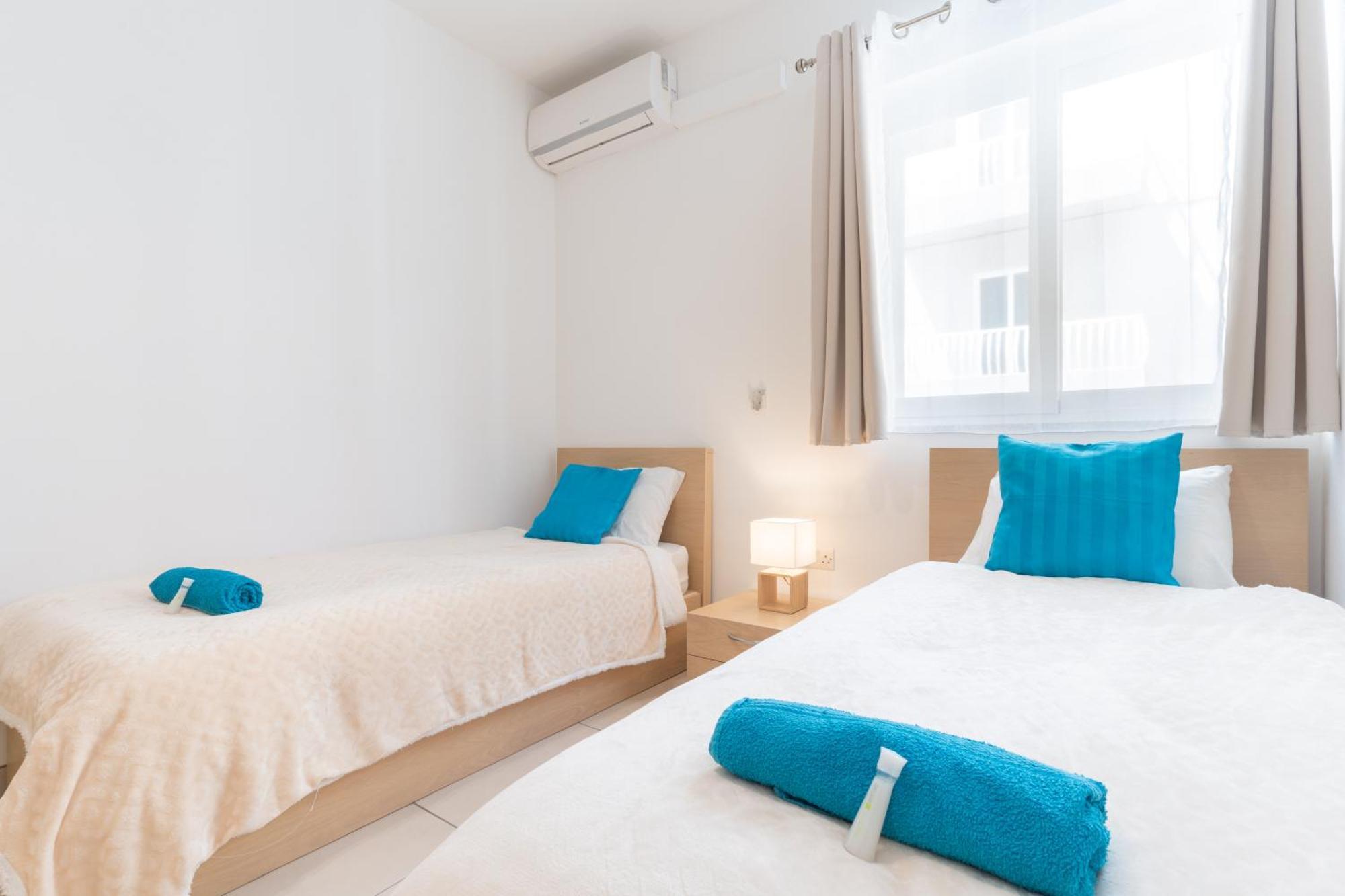 2 Bedroom In Central St Julians Prime Location In Paceville Apt 3 By Vaganza Saint Julian's Luaran gambar